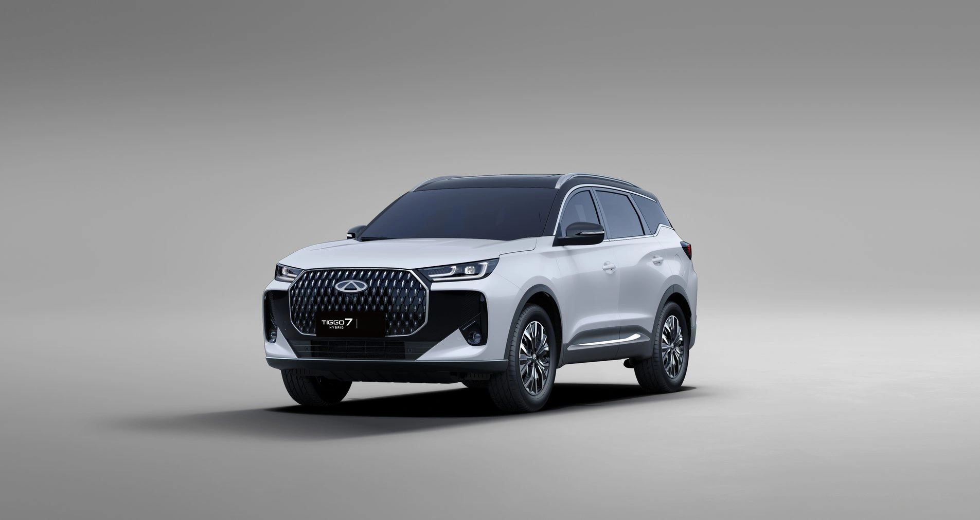 CHERY TIGGO 4 HEV Pearl White/Black